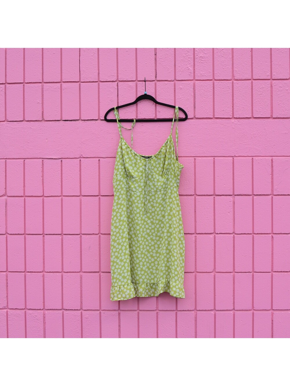 #148 3X Hesperus Bright Green Floral Spring Dress Groovy